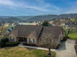 444 Independence Dr, Jefferson City, TN 37760