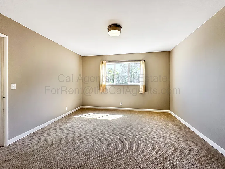 7019 Outlook Ave — Photo 11