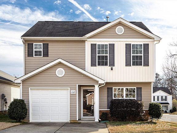 2nd image of 4529 Esmeralda Dr