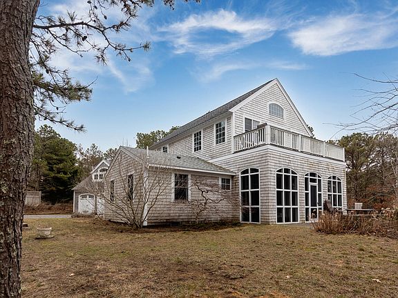 5th image of 311 S Sunken Meadow Road
