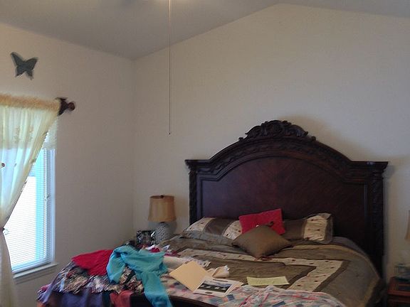 5th image of 3324 Grove Ln #1