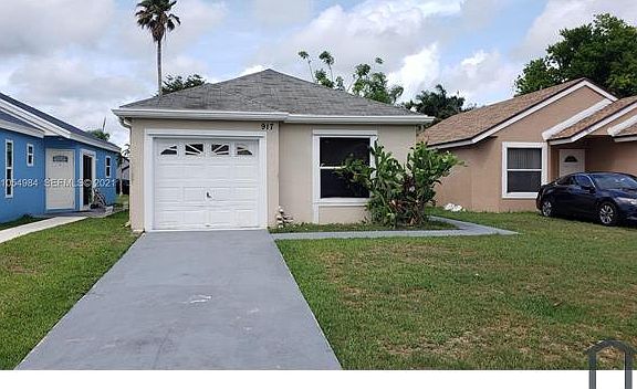 2nd image of 917 SW 7th Pl