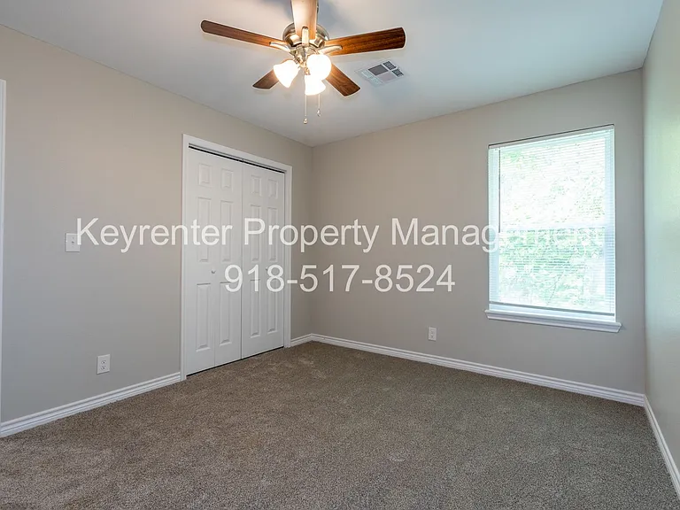 808 N Franklin Ave — Photo 27