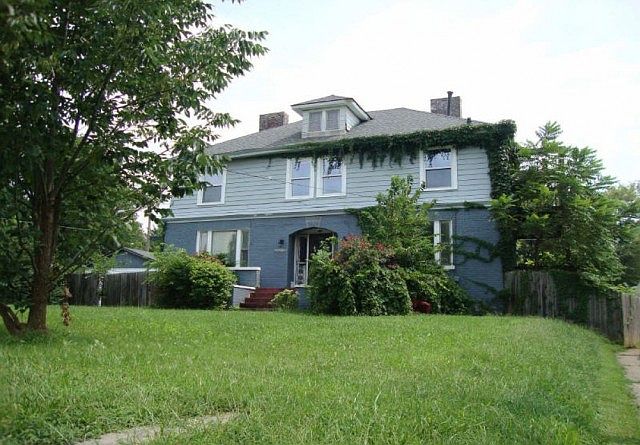2nd image of 548 Georgetown St