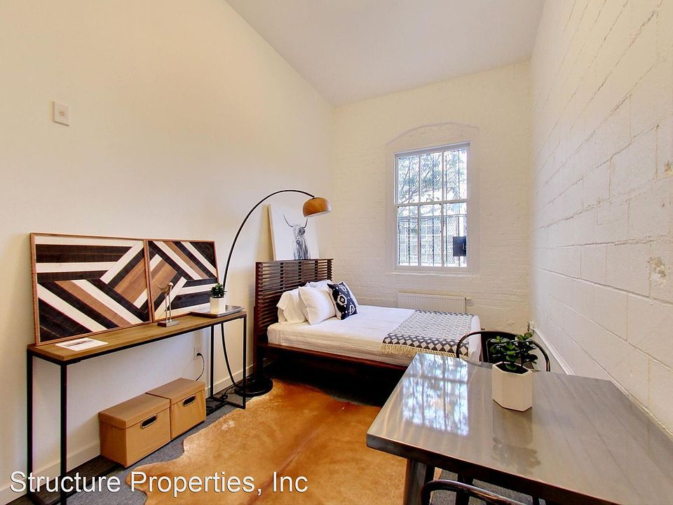 1st image of 1731 15th St #205