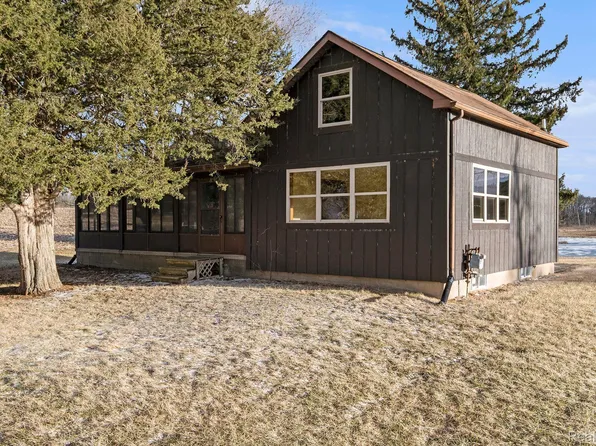 3823 Lippincott Rd, Lapeer, MI 48446
