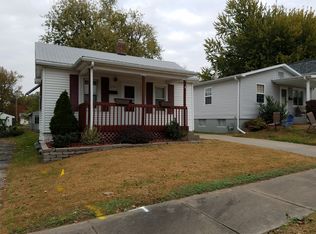 1719 Cedar St, Quincy, IL 62301