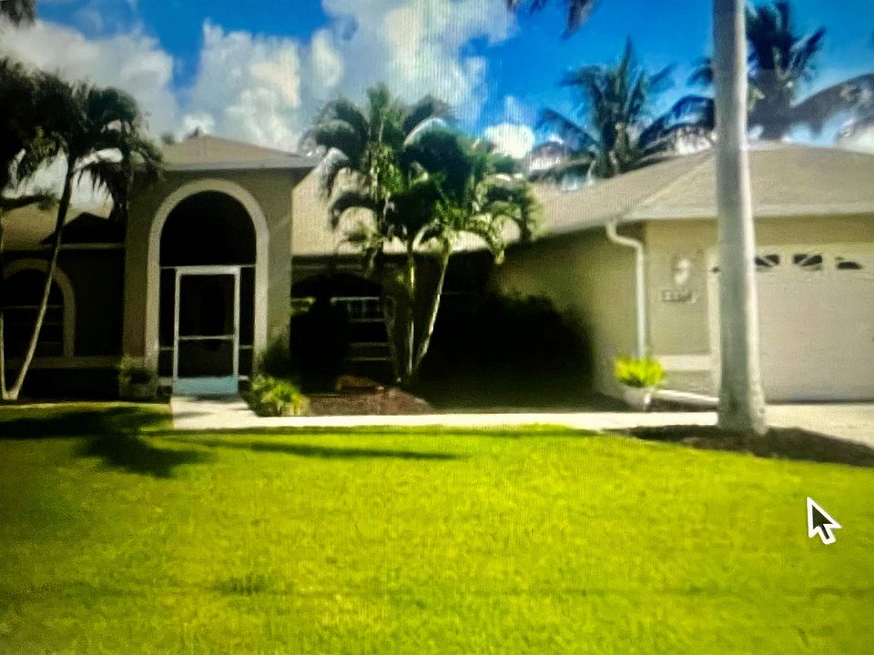 1st image of 2207 SE 19th Pl