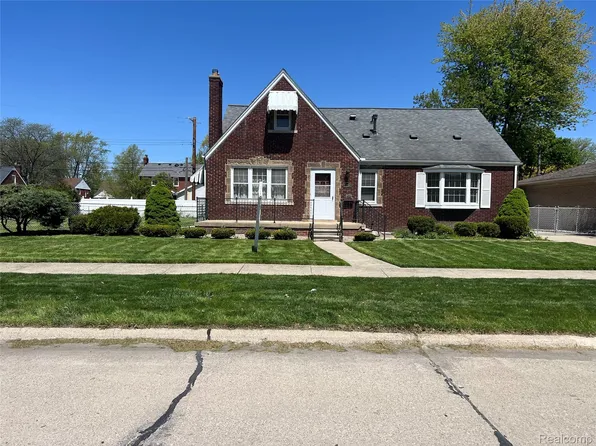 13226 Catalpa St, Southgate, MI 48195