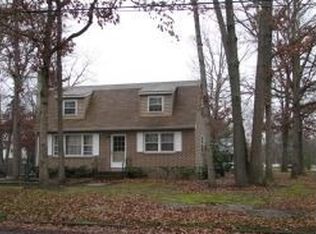 562 Fava Dr, Vineland, NJ 08360