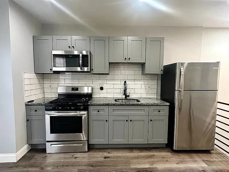 324 S 56th St #2 — Photo 13