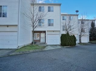 1316 Arthur Kill Rd, Staten Island, NY 10312