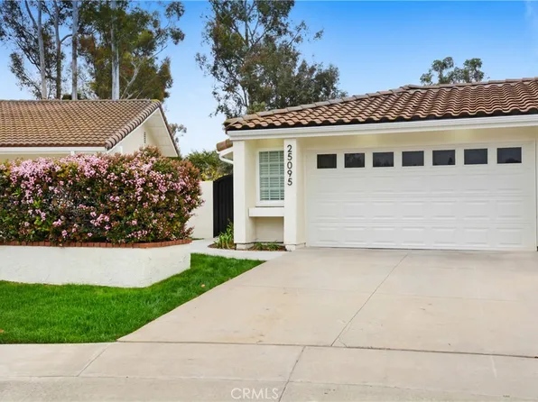 25095 Sunset Pl W, Laguna Hills, CA 92653
