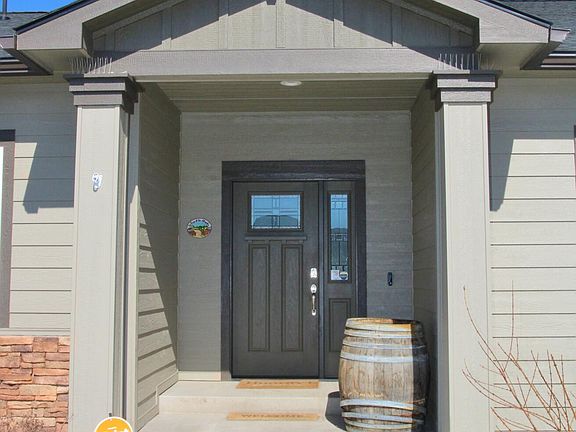 3rd image of 6409 Orinda Dr