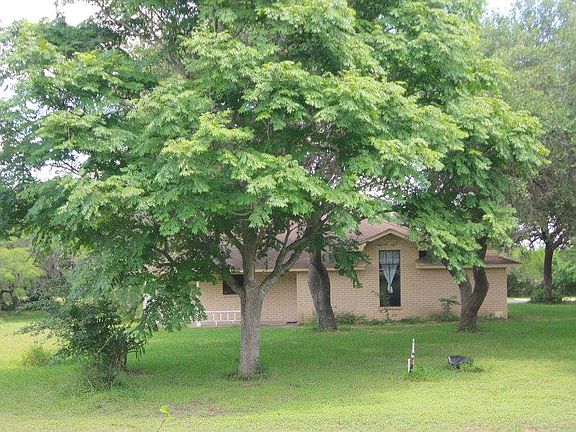 3rd image of 5600 Valley Oaks Dr