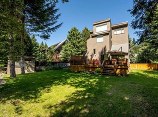 7211 Fitzsimmons Rd N, Whistler, BC V8E0E3