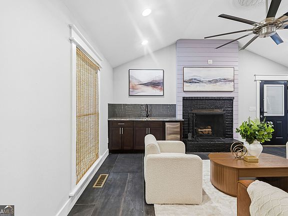 5th image of 3985 Lynfield Ct