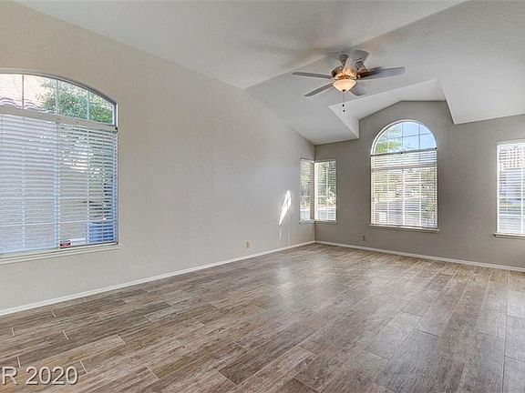5th image of 1080 Sleetridge Dr