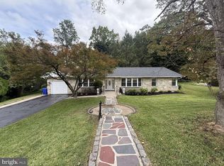 7949 Rolling Green Rd, Cheltenham, PA 19012