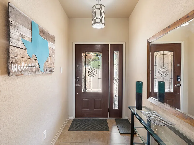 970 Parkview Dr — Photo 22