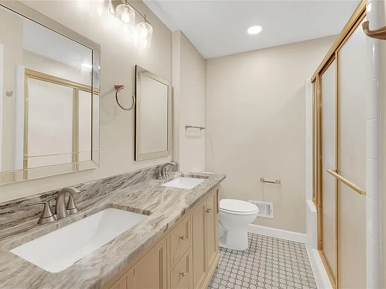 4517 E Kings Point Cir — Photo 22