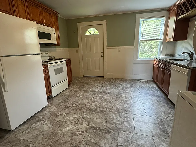 46 Old Amherst Rd #3 — Photo 2