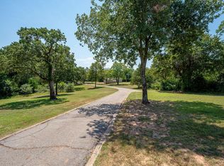 16303 E Rock Creek Rd, Norman, OK 73026