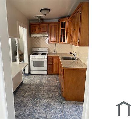 3rd image of 1335 Hoover Ave APT B