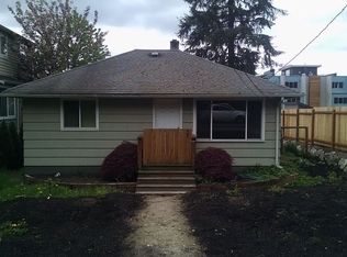 6249 NE 181st St, Kenmore, WA