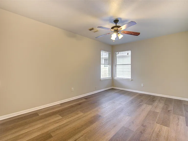 138 W New Meadows Dr — Photo 31