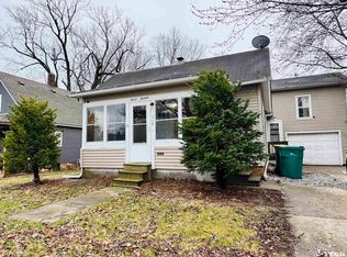 713 W Calhoun St, Macomb, IL 61455