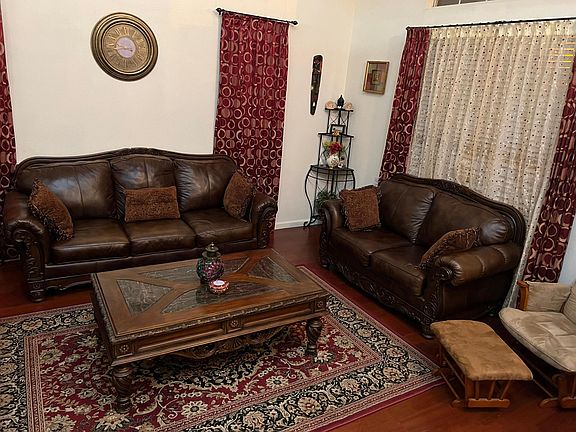 2nd image of 3327 Bel Mira Way