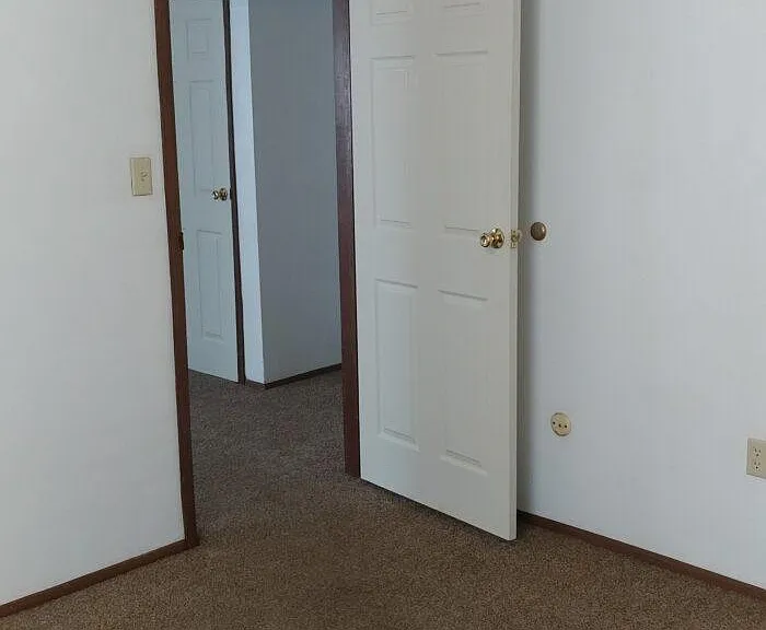 GROUND FLOOR ONE BEDROOM