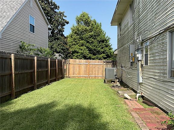 3rd image of 3801 Ole Miss Dr