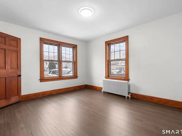 37 Byrneside Ave — Photo 9