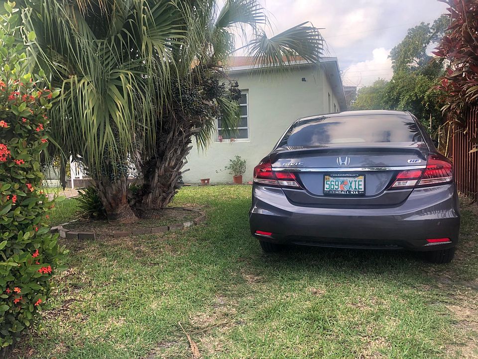 2nd image of 3641 NW 16th St