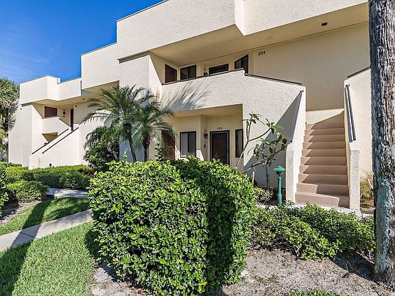 3rd image of 6941 SE Constitution Blvd APT 204