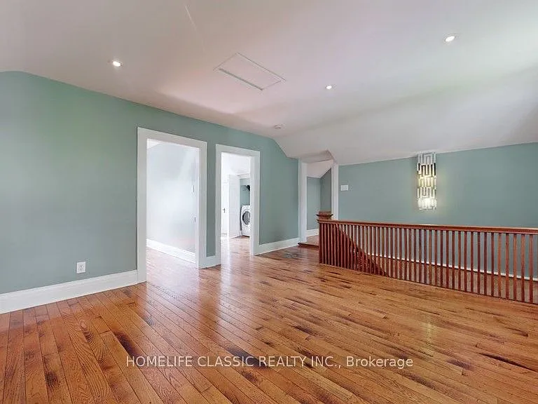 104 John St — Photo 28