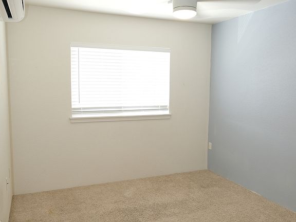 2nd image of 550 Kamaaha Ave #402-1-1