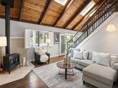 6853 Onyx Trl, Pollock Pines, CA, 95726