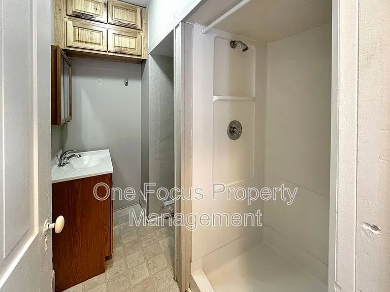 525 W Church St #3 — Photo 4