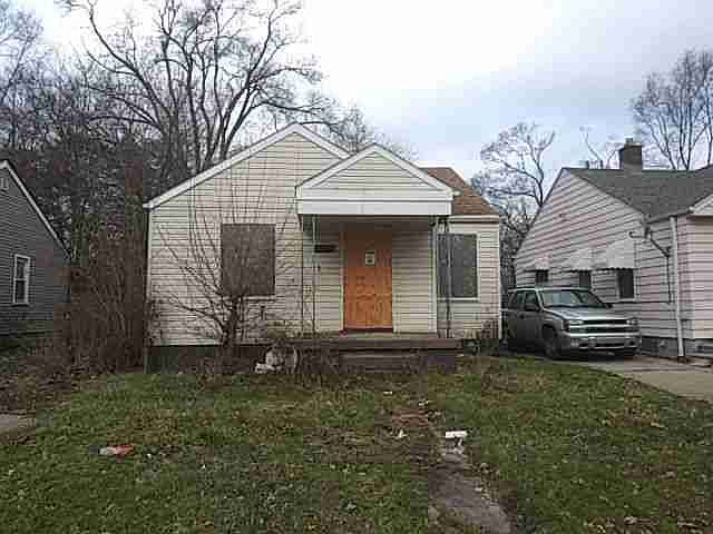 8071 Greenview