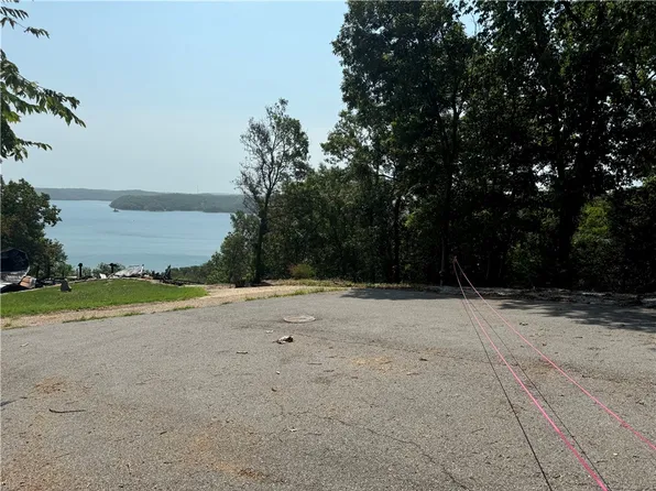 21115 Lake Ridge Place 10 #8-9-11, Garfield, AR 72732