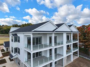 603 Lakeview Ave Unit 6, Petoskey, MI 49770