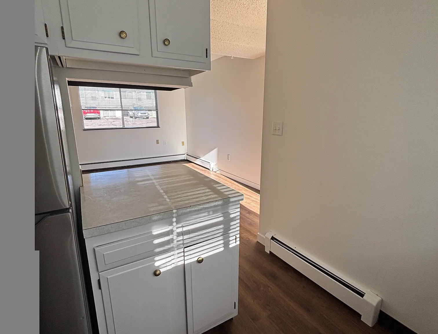 1 bed, 600 sqft, $1,100 — Photo 2