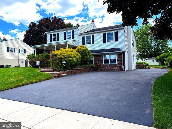 3rd image of 126 Dale Rd