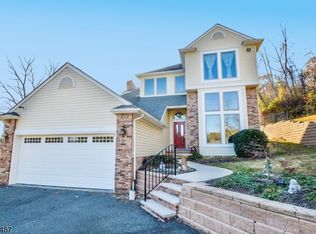 8A Old Brookside Rd, Randolph, NJ 07869