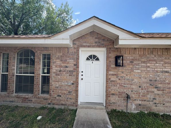 2207 W Candlelight Ln #4