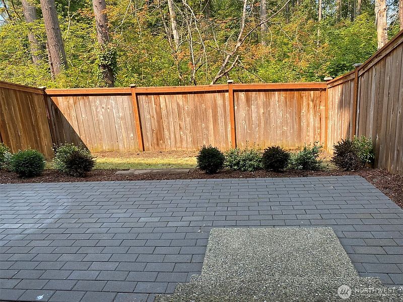 2nd image of 13421 Admiralty Way #D3