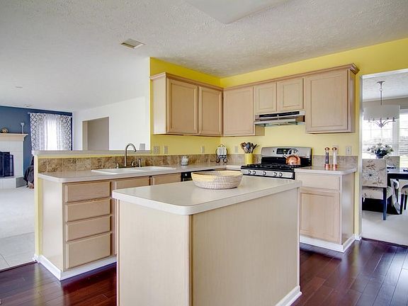 4th image of 12144 Nathaniel Ln